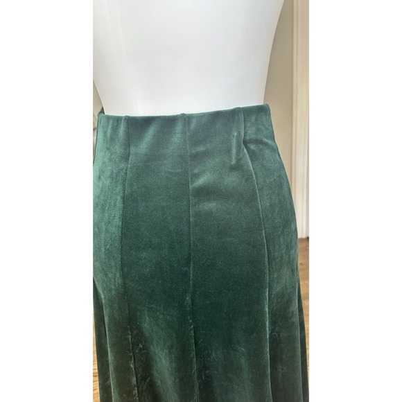 Green Velvet Midi Skirt XS High Waist Flowy A-Line Soft Holiday Party VTG Style - Picture 4 of 8